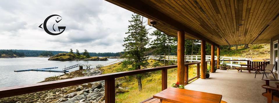 Gowlland Harbour Resort Heriot Bay Exterior foto